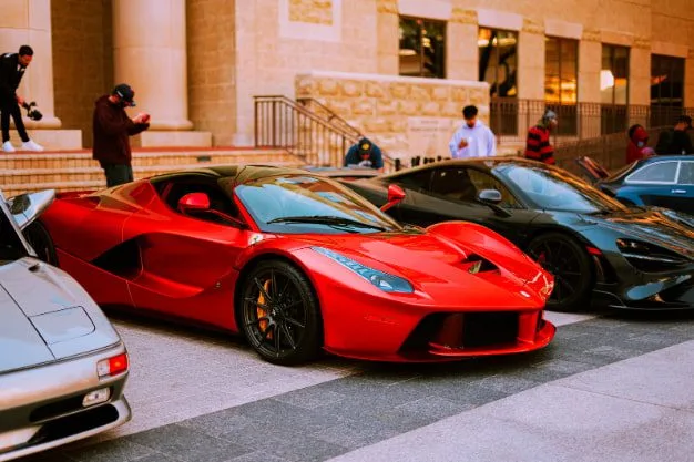 Advantages of Renting a Luxury Car in Dubai
