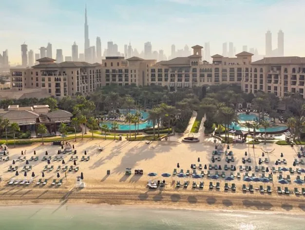  Four Seasons Resort Dubai at Jumeirah Beach