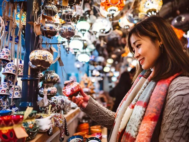Meena Bazar A Shopper’s Paradise