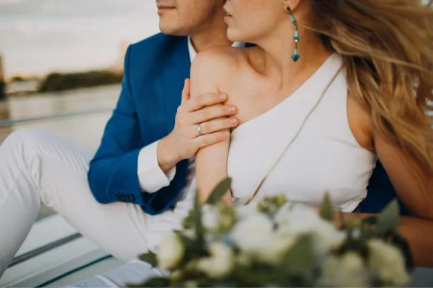 Romantic Couple Photoshoot 