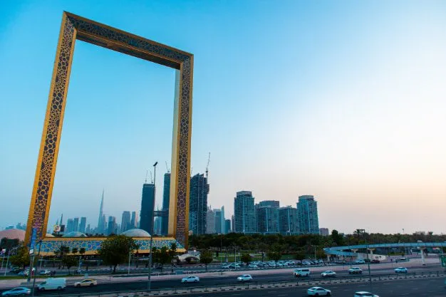 Romantic Pictures Around Dubai Frame