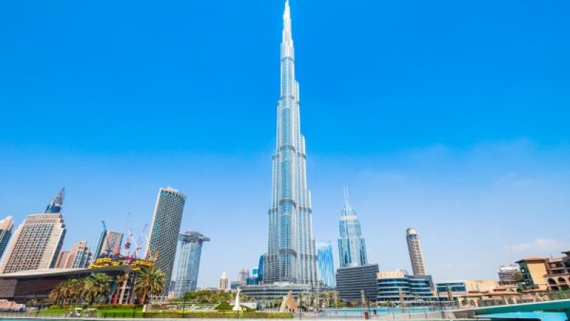 Burj Khalifa Tour1