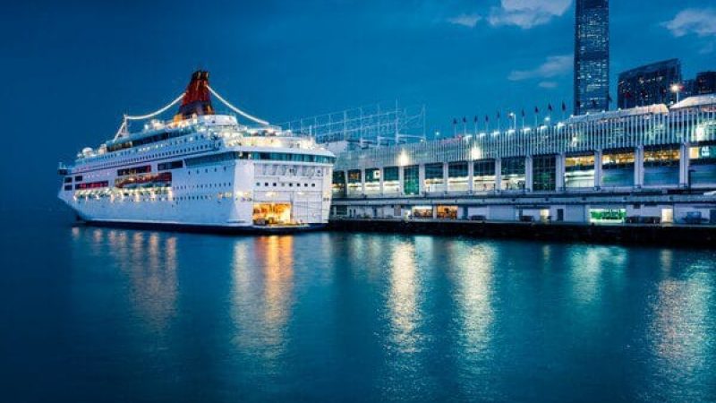 Mega Yacht Dinner